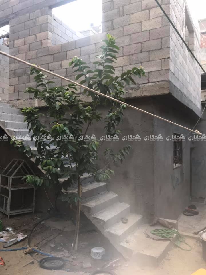 منزل شرق ميدان الشهداء حاره المجادله للبيع