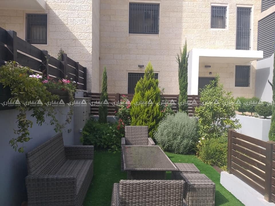 دوبلكس متصل للبيع في رام الله