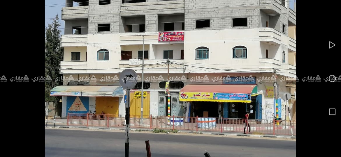 حواصل للبيع عند دوار المغازي