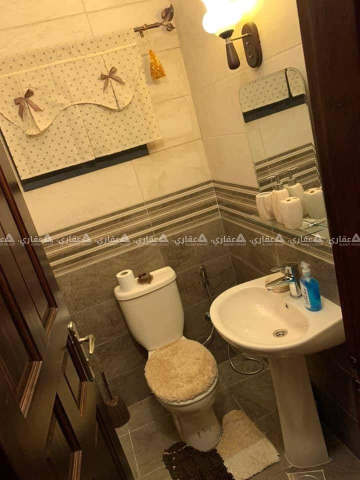 شقة سكنية للبيع بالقرب من شرطة الضواحيفي