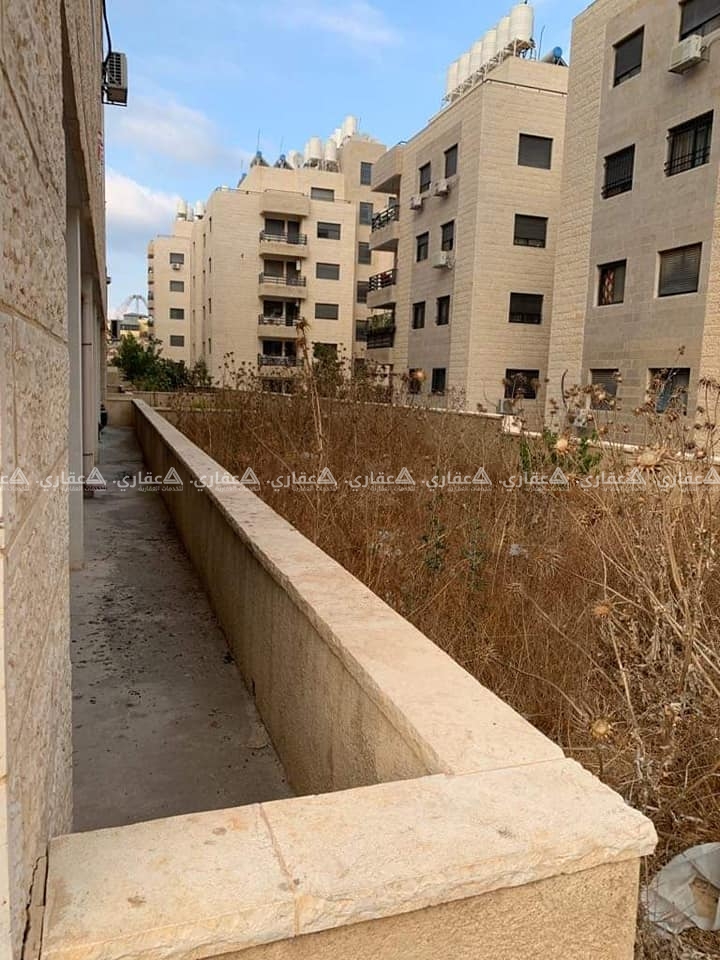 للبيع شقه في الريحان بالقرب من لكاسا مول