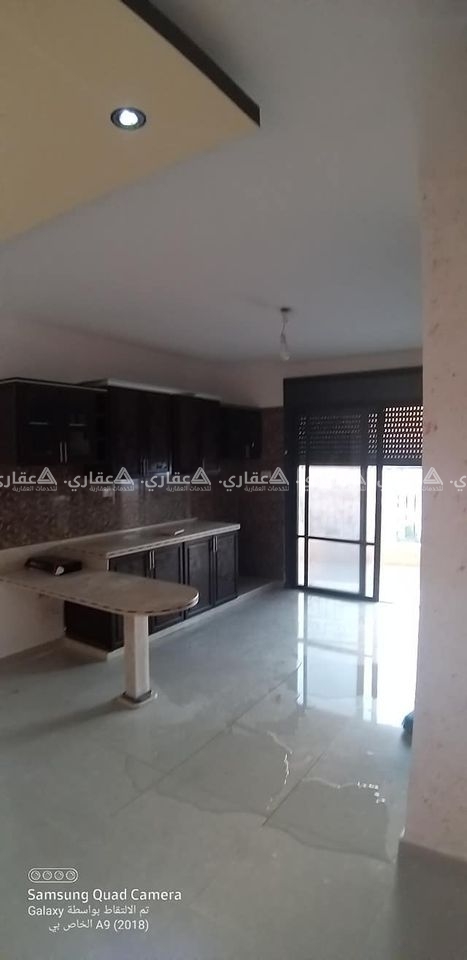 شقة للايجار في عين مصباح الشارع العام 
