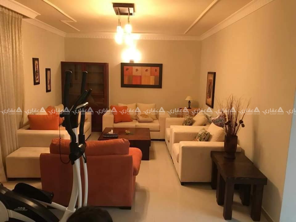 شقة ارضية للايجار بمنطقة الارسال