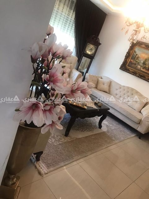 شقة مشطبه حديثا للبيع في الطيرة