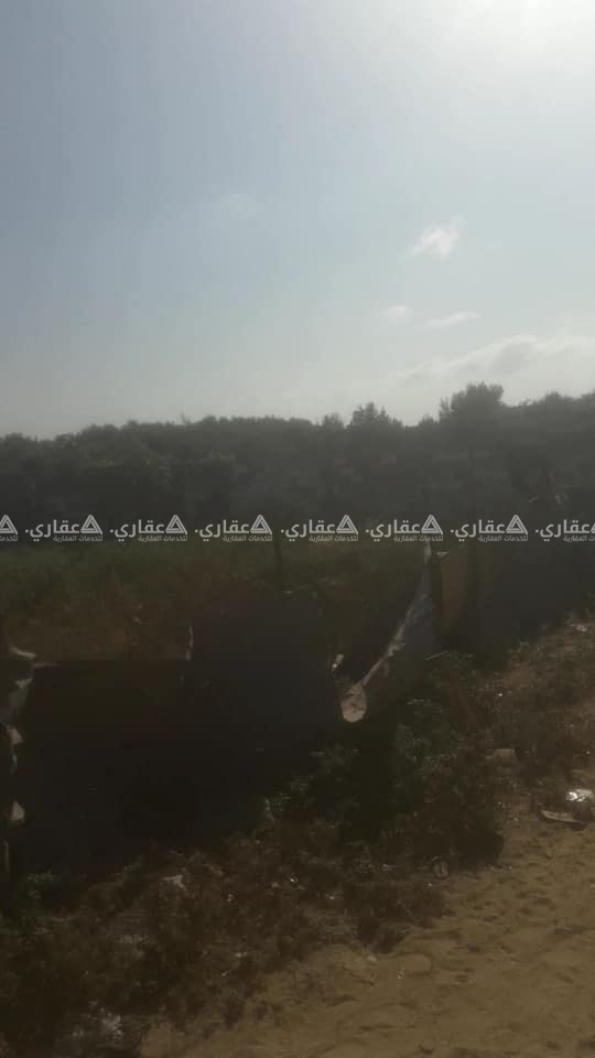 قطعه ارض على ثلاث شوارع