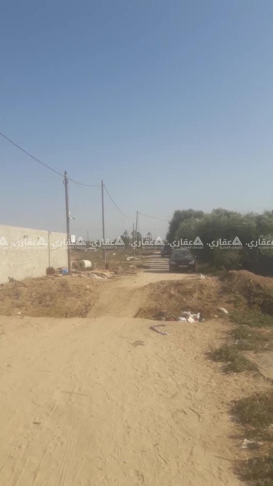قطعه ارض على ثلاث شوارع
