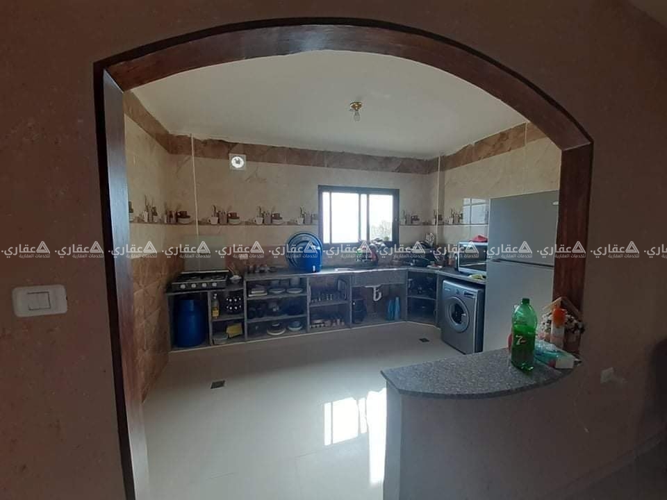 منزل ثلاث طوابق جاهزة للبيع 