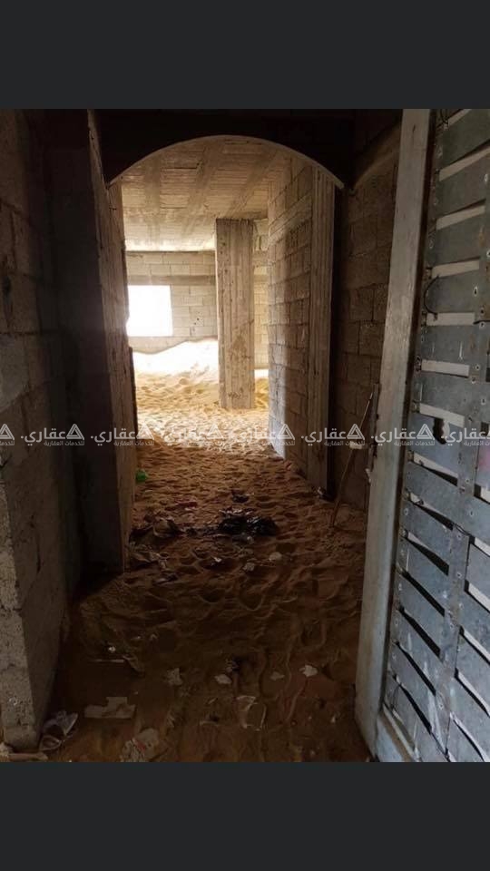 شقة للبيع بالقرب من مفترق العيون