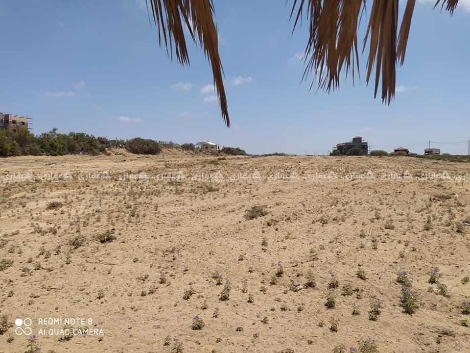 قعة أرض على بحر النصيرات