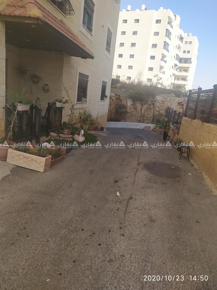 شقة طابق ارضي للبيع في بيتونيا
