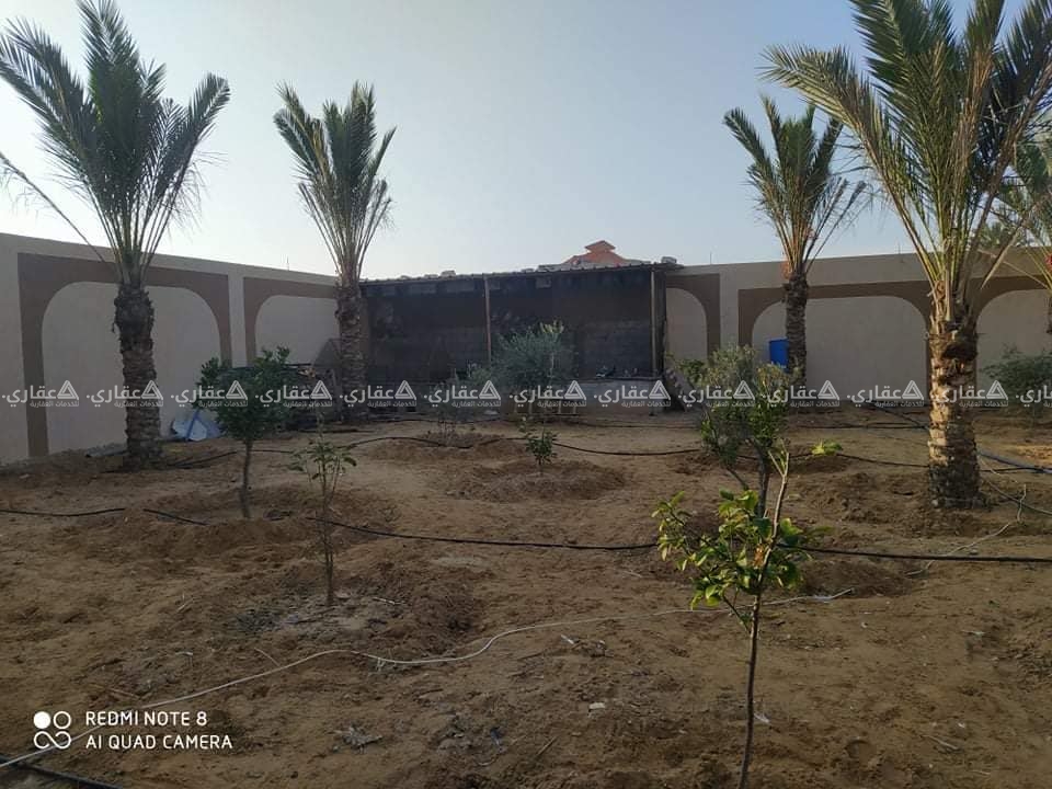 شالية للبيع بالقرب من موقف الجامعات