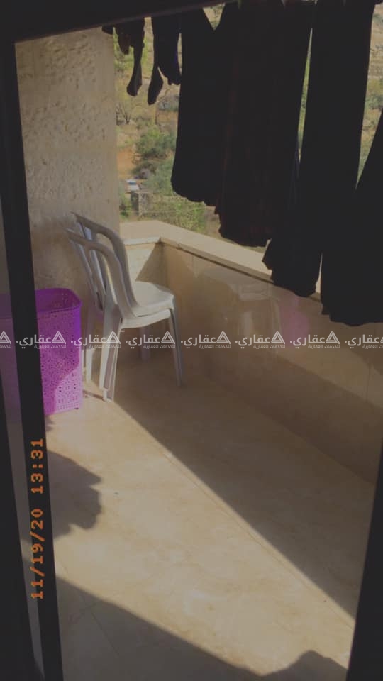 شقة للبيع في منطقة عين عريك