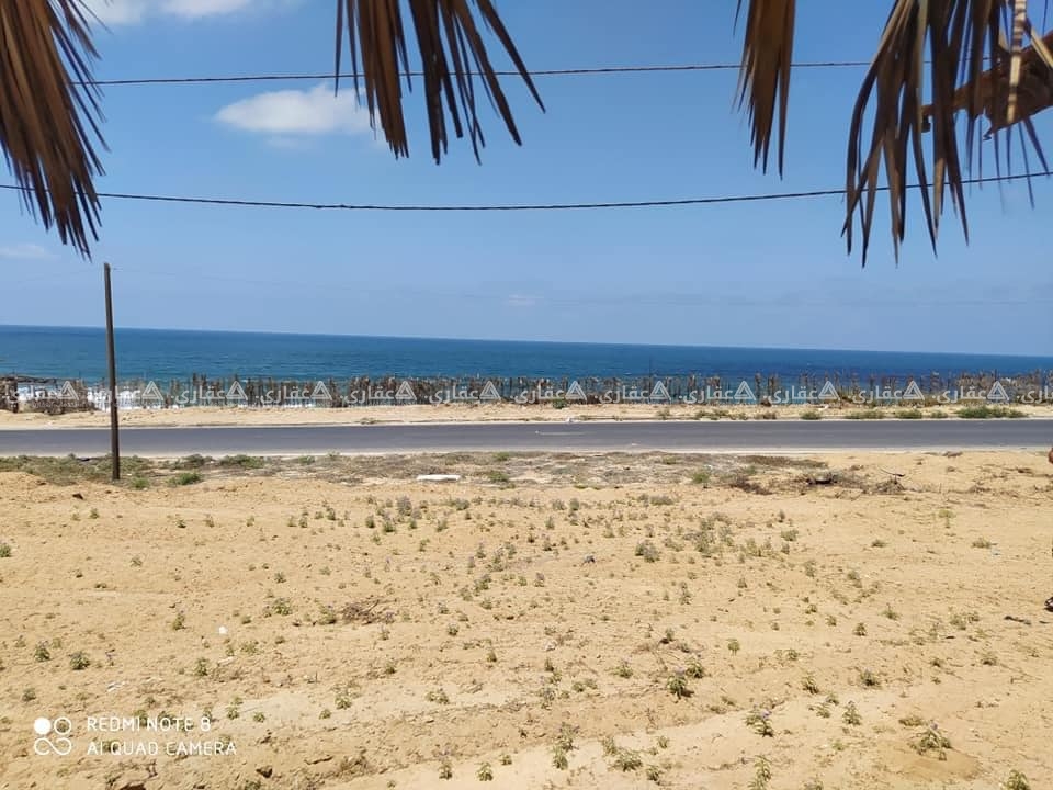 قعة أرض على بحر النصيرات