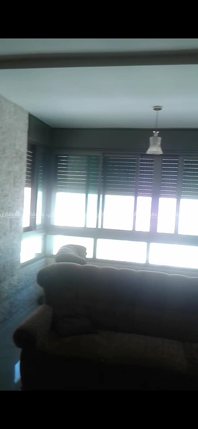 شقه للبيع جنب إسكان الكسواني