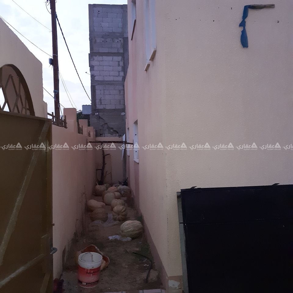 منزل للبيع في موقع استراتيجي