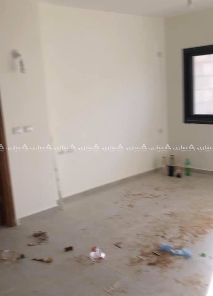 شقة فارغة للايجار في سردا 