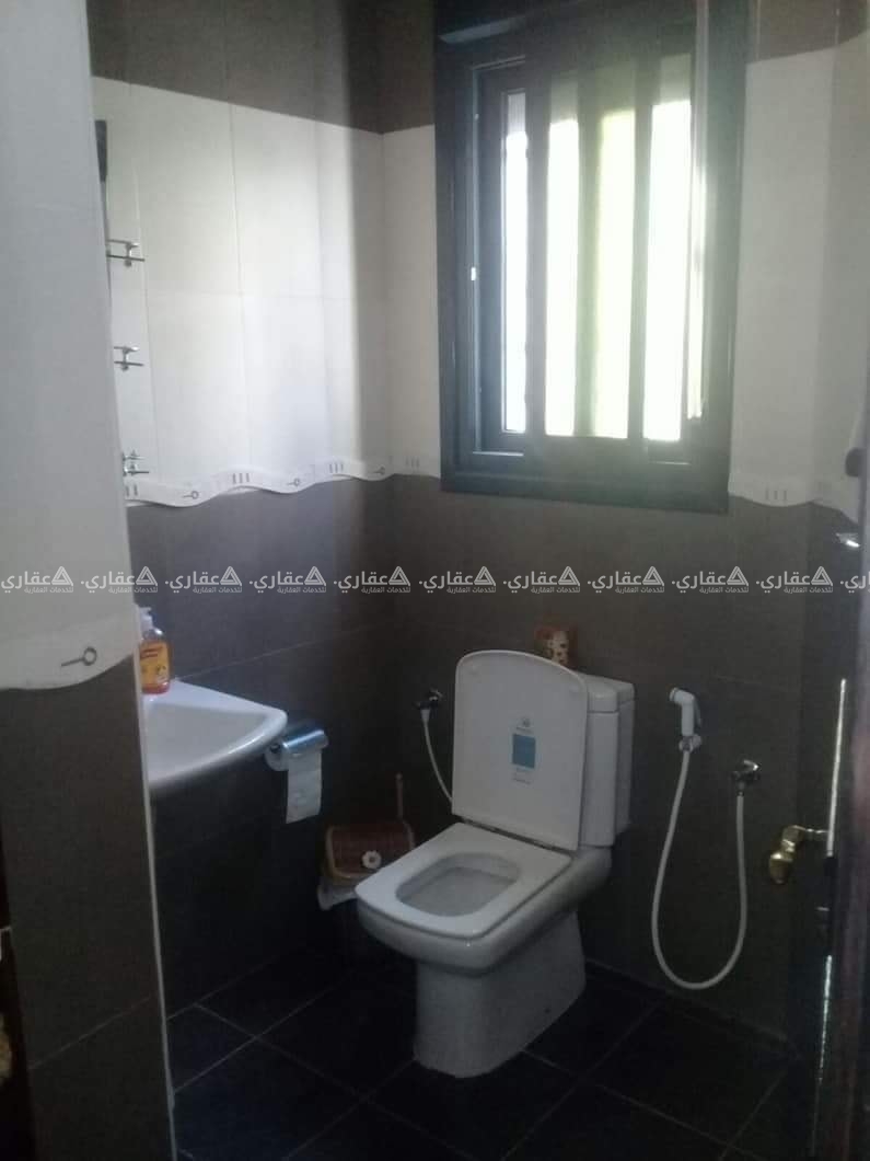 شقة للبيع بالقرب من مفروشات الرونق