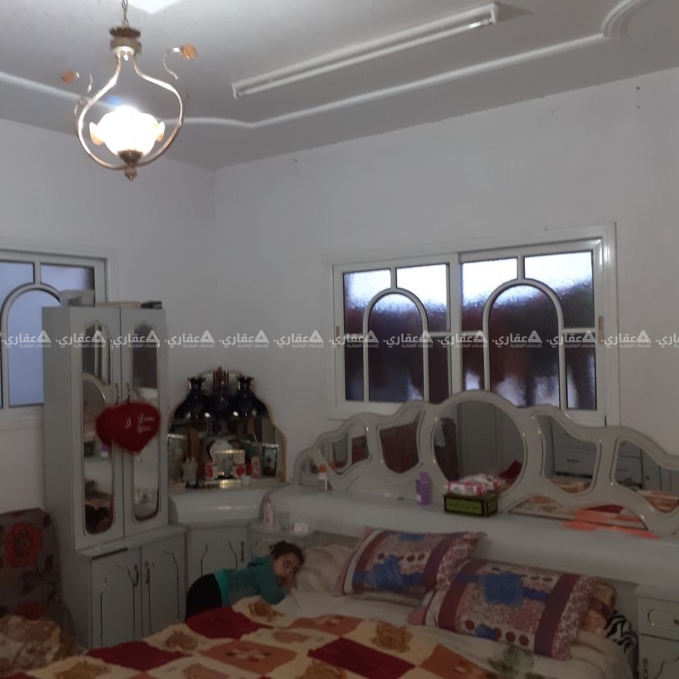 شقة في عمارة سكنية خاصة 