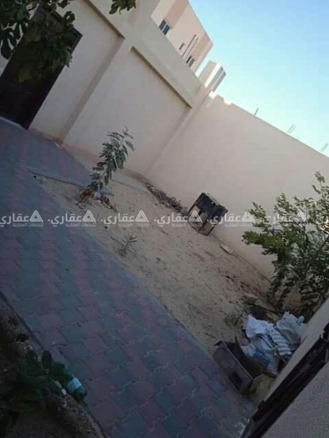 منزل للبيع غرب مسجد الحبيب محمد.