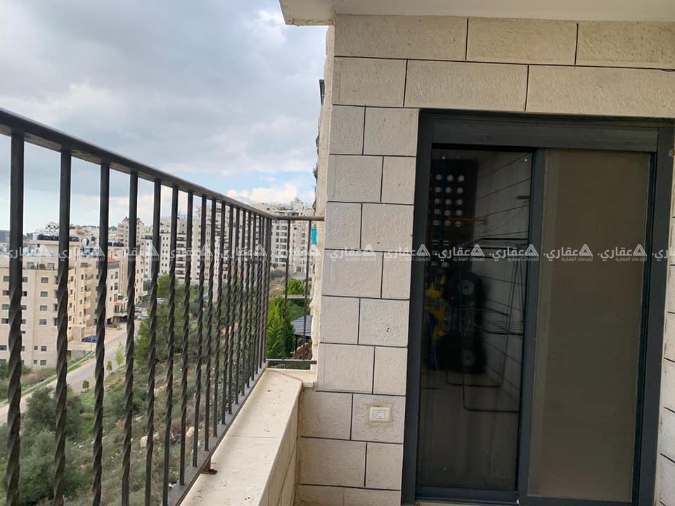 شقة متاحة للايجار 