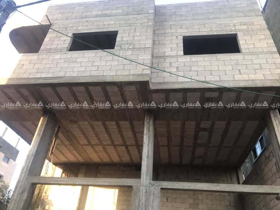 بيت قيد الانشاء للبيع