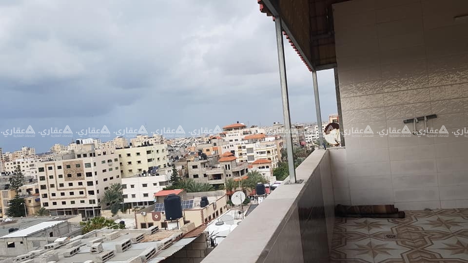 روف للبيع نقداً على شارع العيون الرئيسي