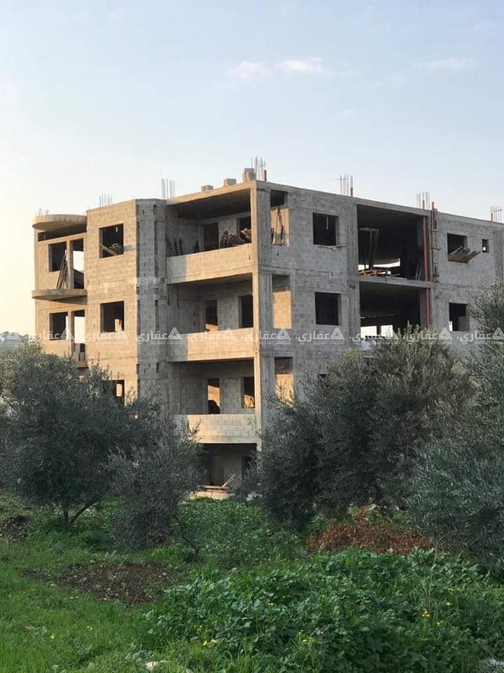 شقة للبيع طابق 3 اطلالق جميلة