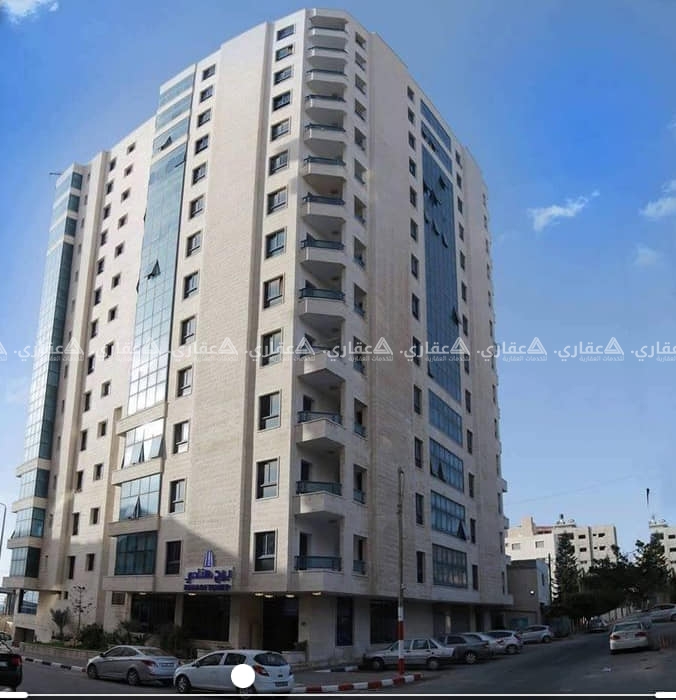 شقة عظم وإطلالة مميزة جدا