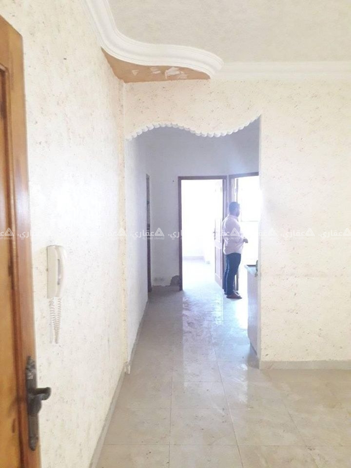 شقة بالقرب من دوار العيون
