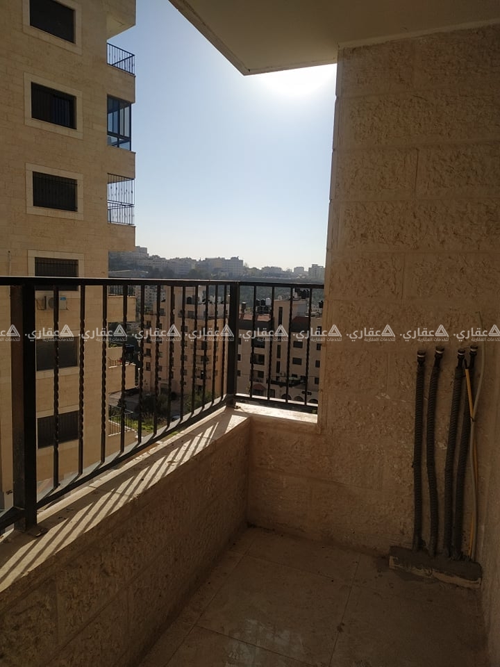 شقة فخمة للبيع  في الطيرة
