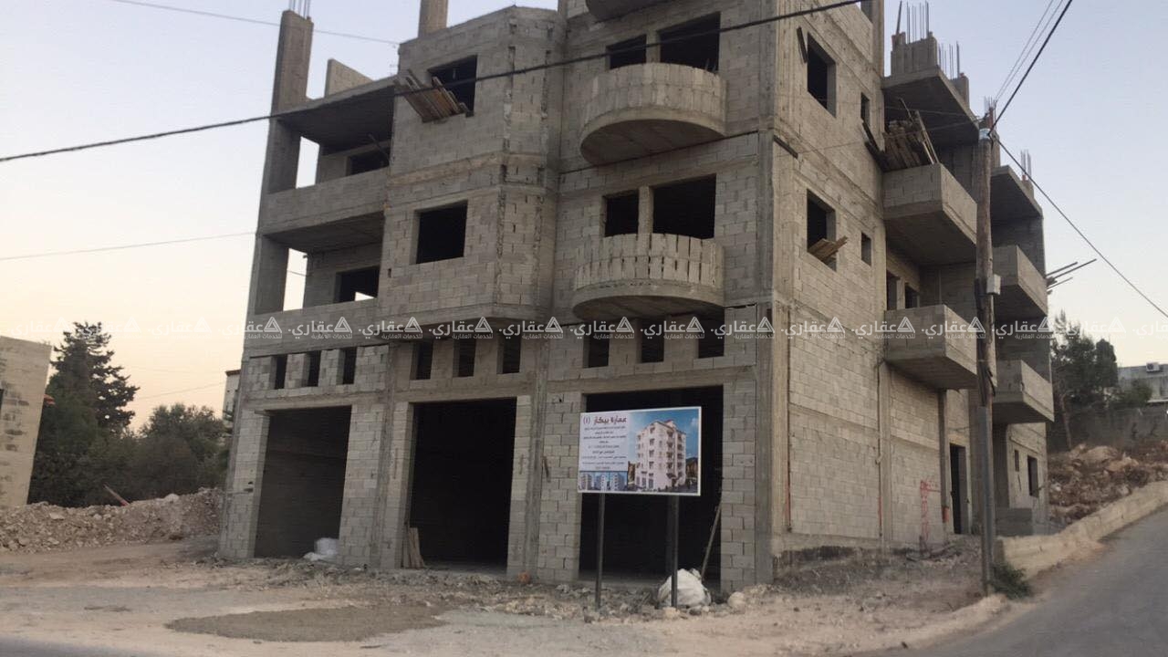 شقة للبيع طابق 3 اطلالق جميلة