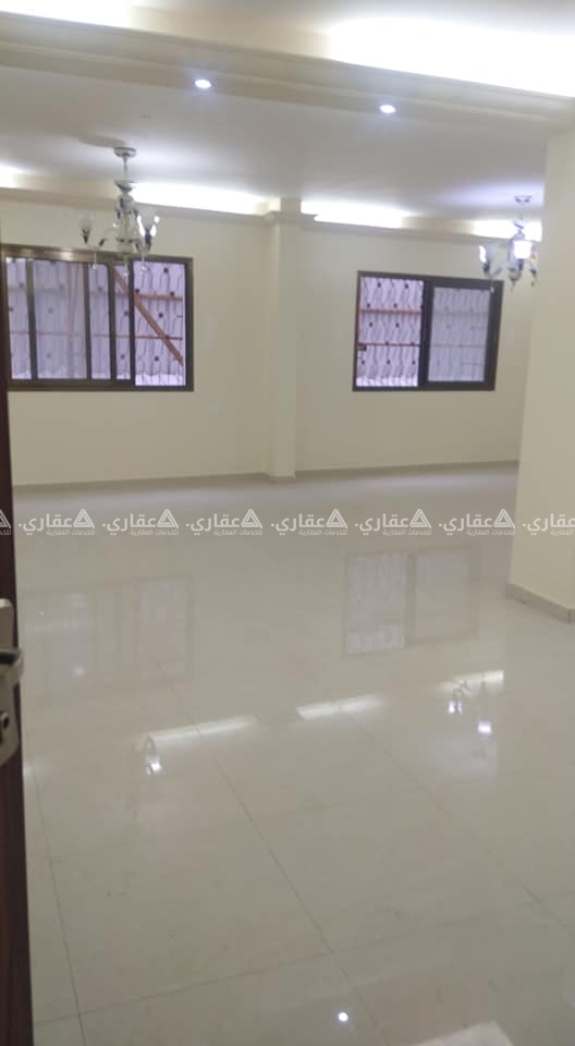 شقة للايجار لعرسان او عائلة صغيرة ..
