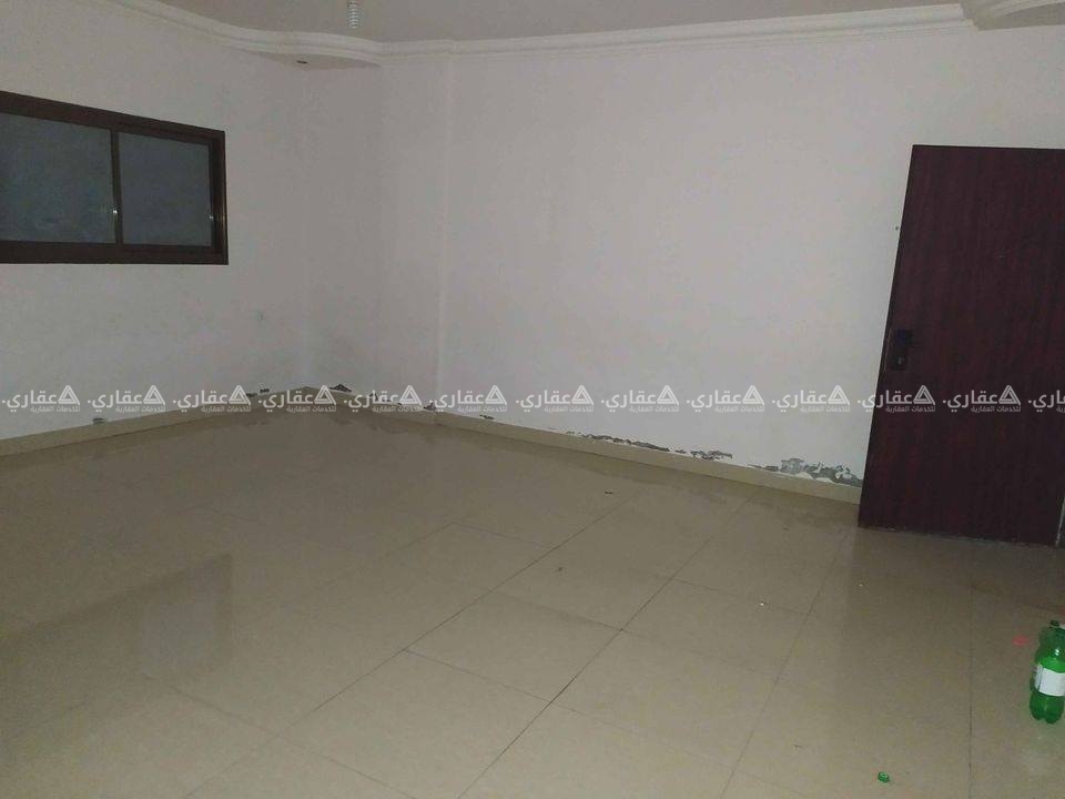 شقة سكنية بالقرب من سوبر ماركت ابو الكاس