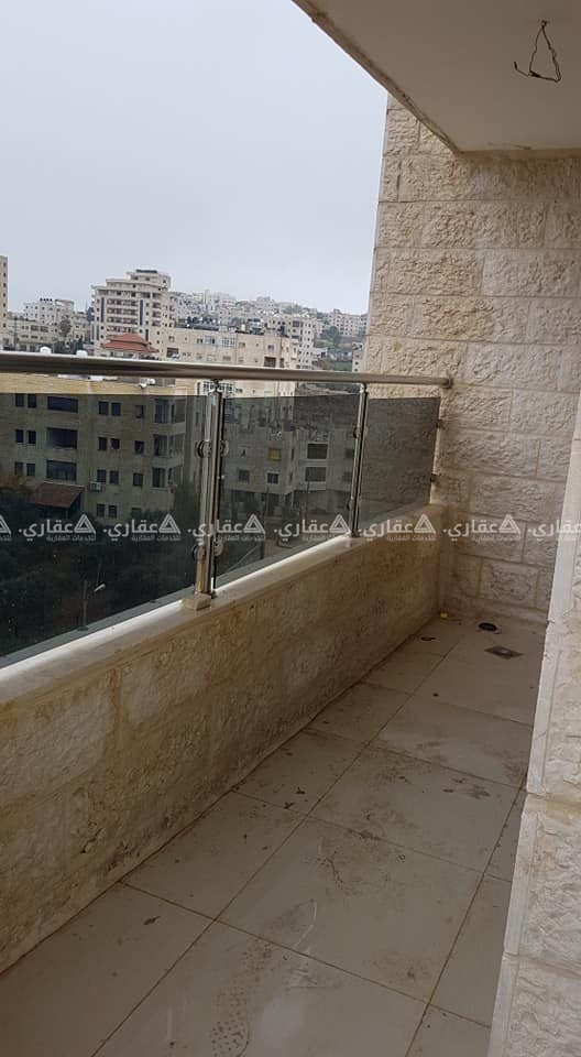 شقة بعد كازية الهدى قرب الدوار 