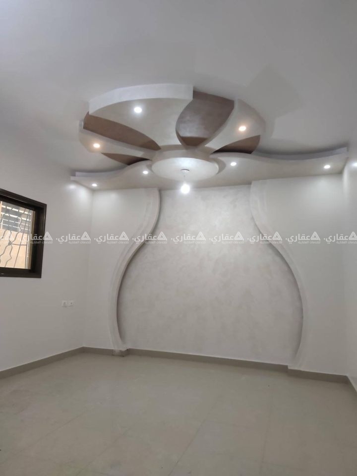 شقة فاخرة في عمارة حديثة البناء