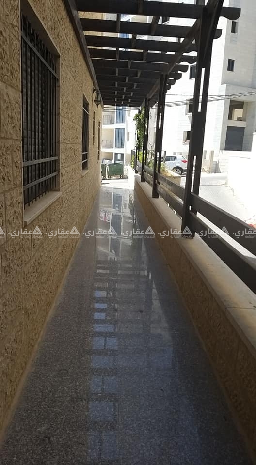 شقة للبيع بمنطقة راقية 