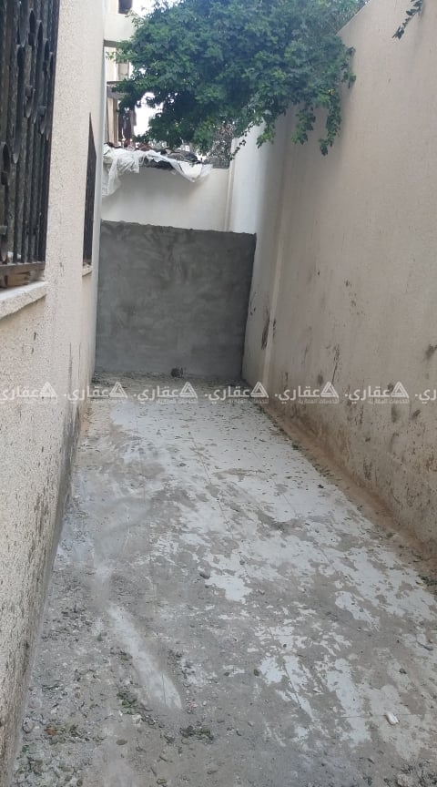 شقةارضية للبيع 