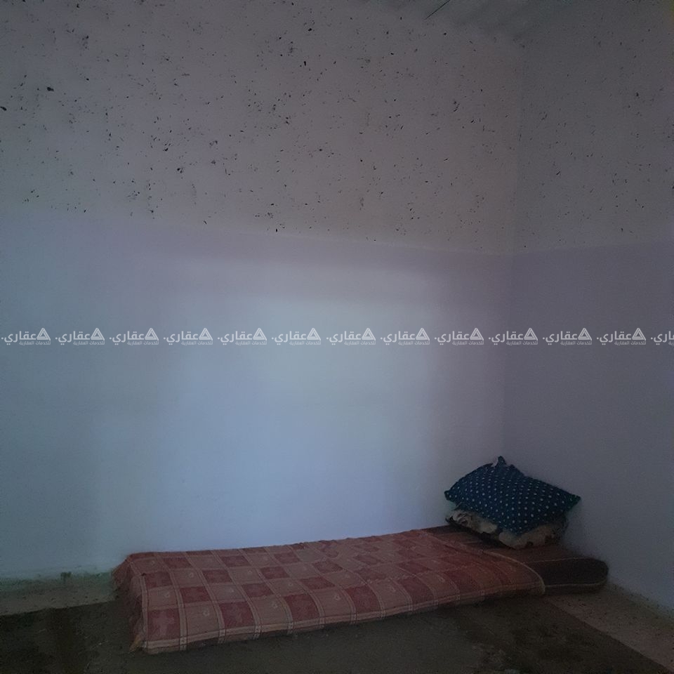 منزل اسبست في معسكر خانيونس