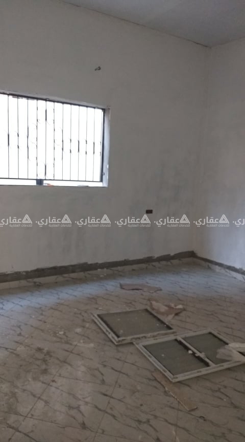 شقةارضية للبيع 