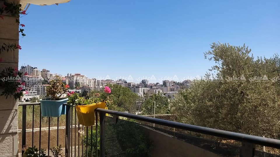 شقة للبيع بمنطقة راقية 
