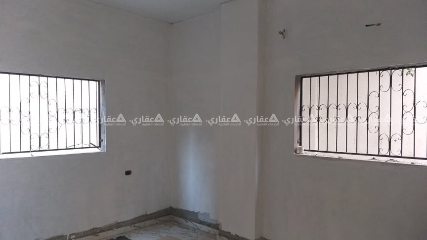 شقةارضية للبيع 