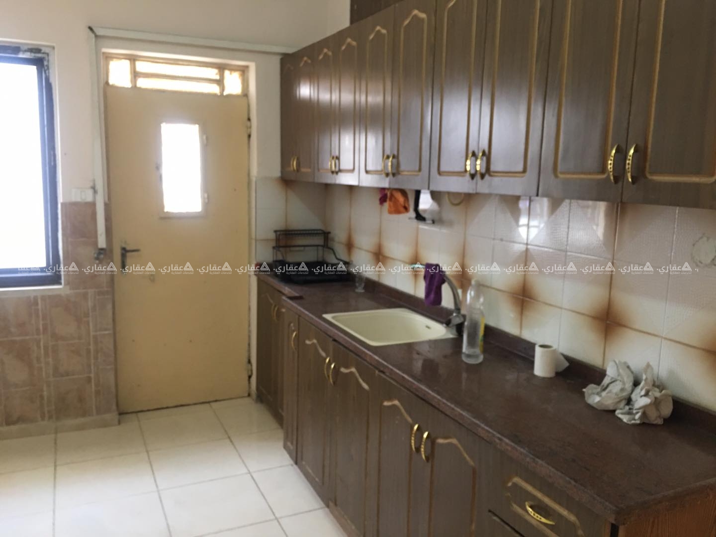 شقة فارغه للايجار 
