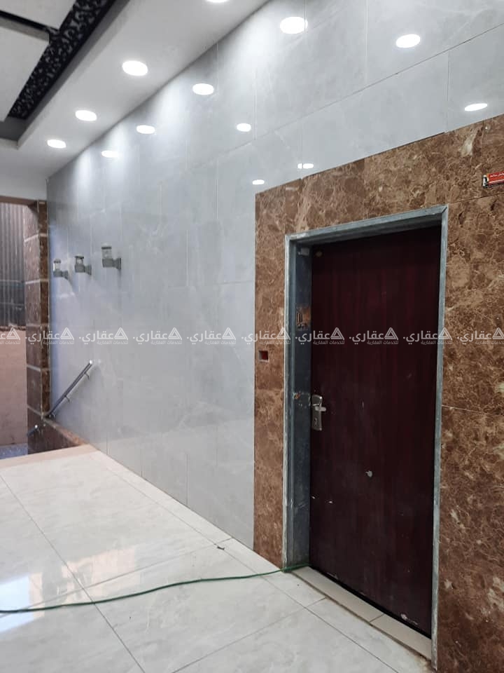 شقة عظم طابق أرضي للبيع