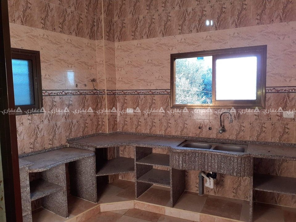 دار باطون بالزوايدة (السوارحة الغربية )