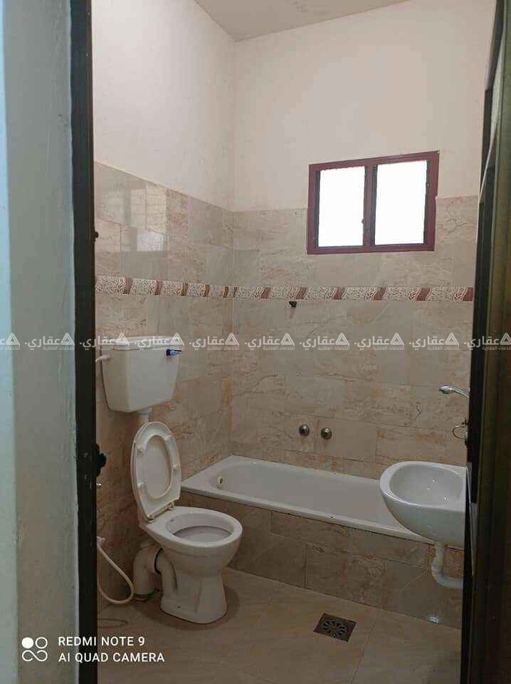 شقة بمدخل خاص للإيجار