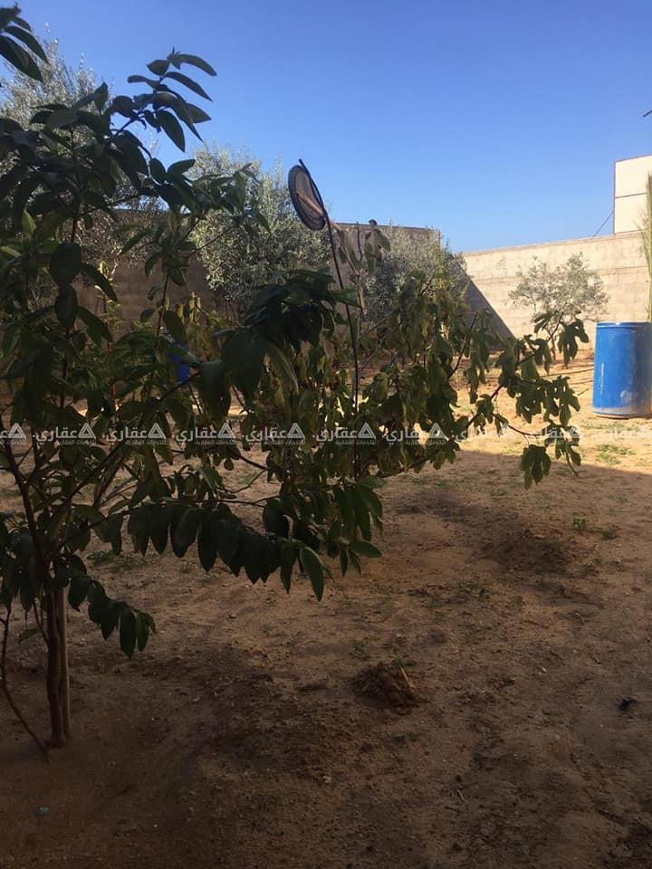 منزل للبيع غرب مستشفى الأقصى