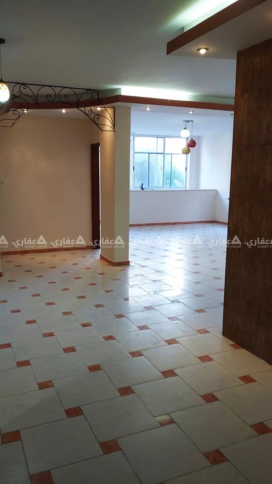 شقة في عمارة للبيع 