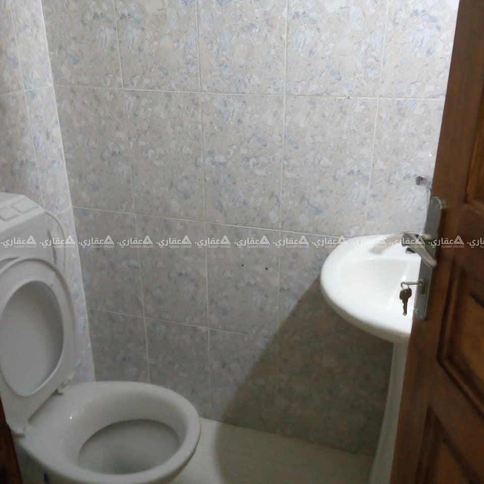 شقة فارغة للايجار 