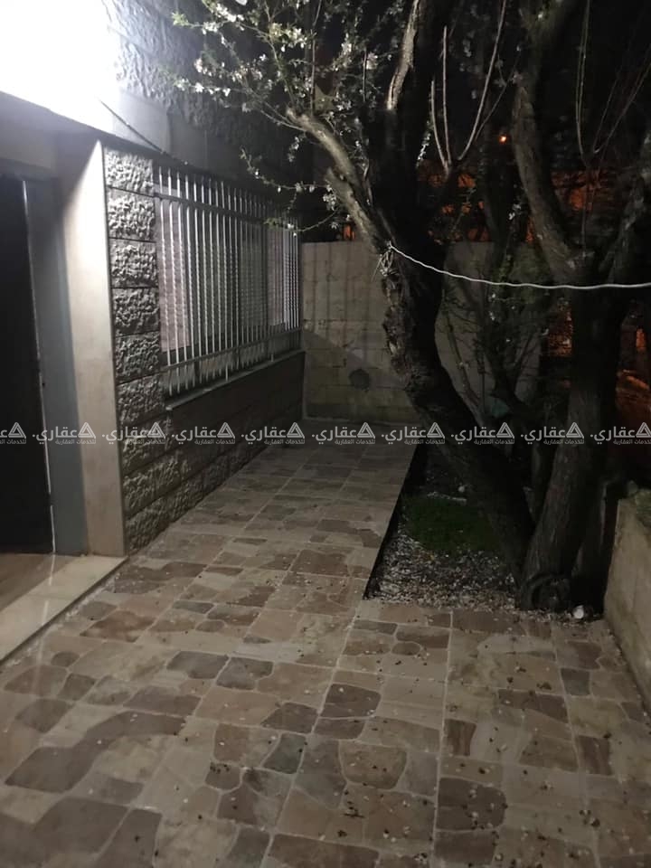 استديو غير مفروش للإيجار