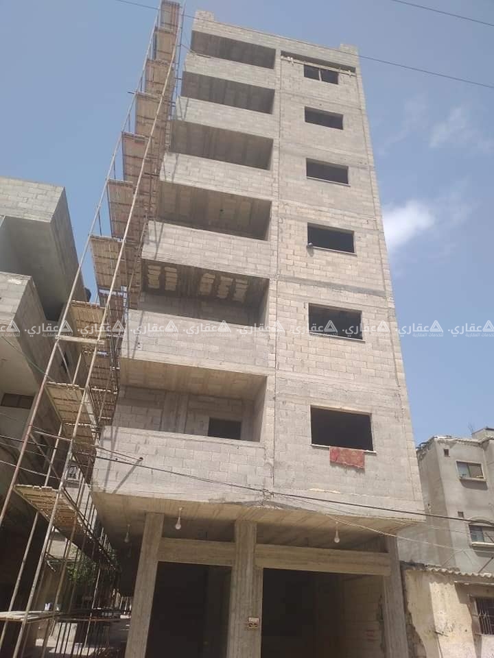  شقه في عماره الواديه للبيع